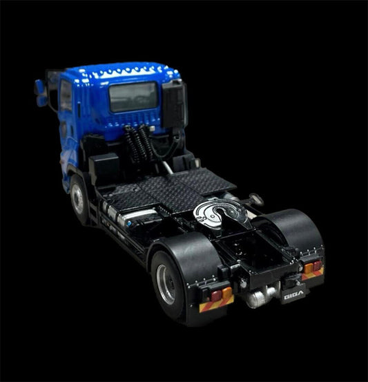 WSI GIGA SHORT CAB 4X2 BLUE ISUZU 1:50 Truck Pre-built Model