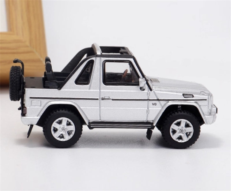 GCD Mercedes benz G500 two-door short-wheelbase convertible off-road with roof comes with 4 tires Silver LHD 1:64 Car Pre-built Model view8