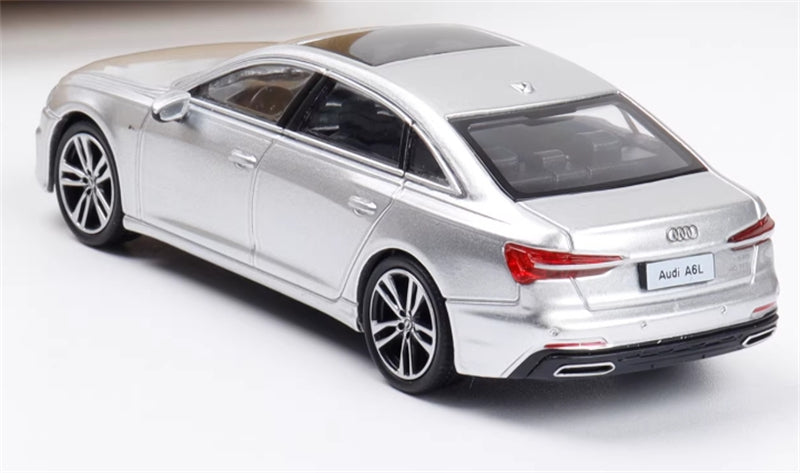 VAV AUDI A6L Silver Sedan 1:64 Car Pre-built Model
