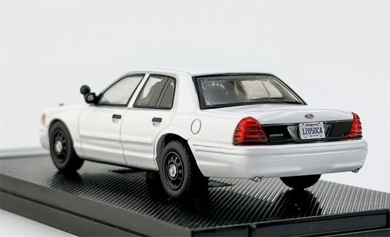 Rollin Ford Crown Victoria White covered police car Unmarked 1:64 Car Pre-built Model