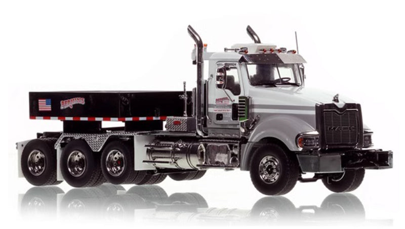 Heavy Haul Replicas Specialized Transportation Contracting Mack Titan 1:50 Truck Pre-built Model