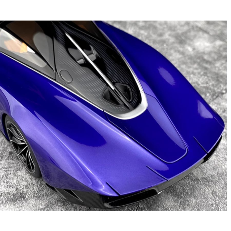 AUTOART MCLAREN SPEEDTAIL Purple 1:18 ABS Car