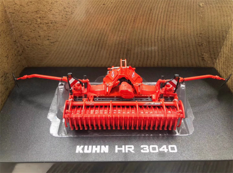Universal Hobbies KUHN HR 3040 Farm Tractor Pushing Head 1:32 Accessories Pre-built Model