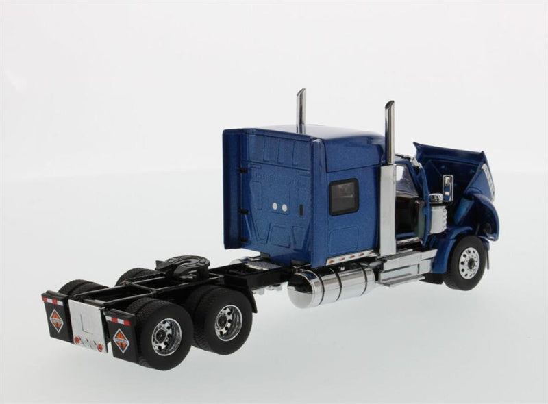 CATERPILLAR International LoneStar Sleeper American version Metallic Blue Tandem Prime Mover Tractor Truck 1:50 Truck Pre-built Model
