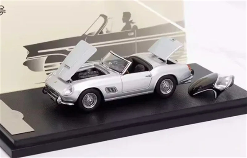 GFCC 1960 SWB Ferrari 250GT California Convertible Silver Limited Edition 499PCS ONLY LHD 1:64 car Pre-built Model view6
