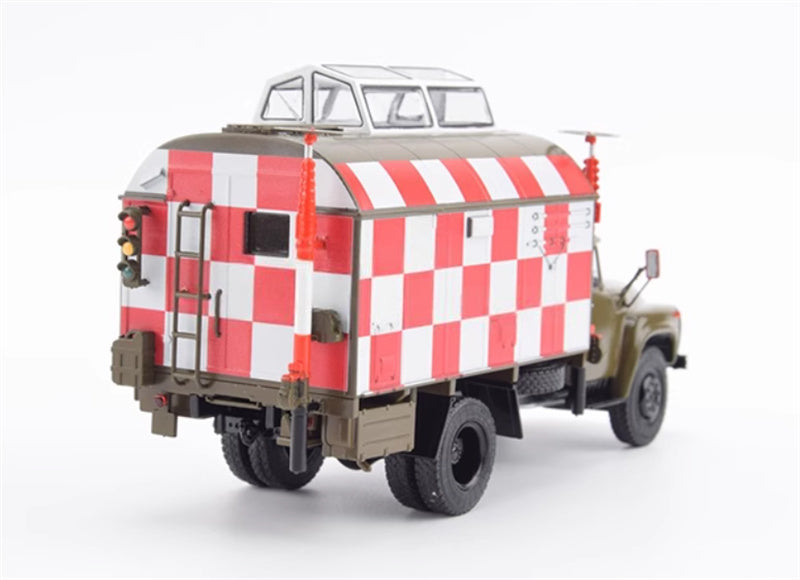 StartScaleModels SKP-11 (ZIL-130) Field Flight Control Center Mobile air traffic control vehicle 1:43 Truck Pre-built Model