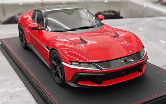 BBR MODELS Ferrari 12Cilindri Coupe Standard Red Sunroof Edition 1:18 Car Pre-built Model view2