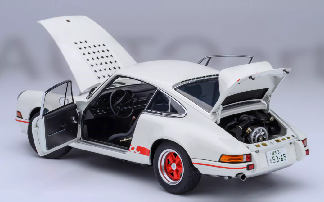 AUTOART Porsche 911 CARRERA 2.7 RS White 1:18 Car Pre-built Model view12