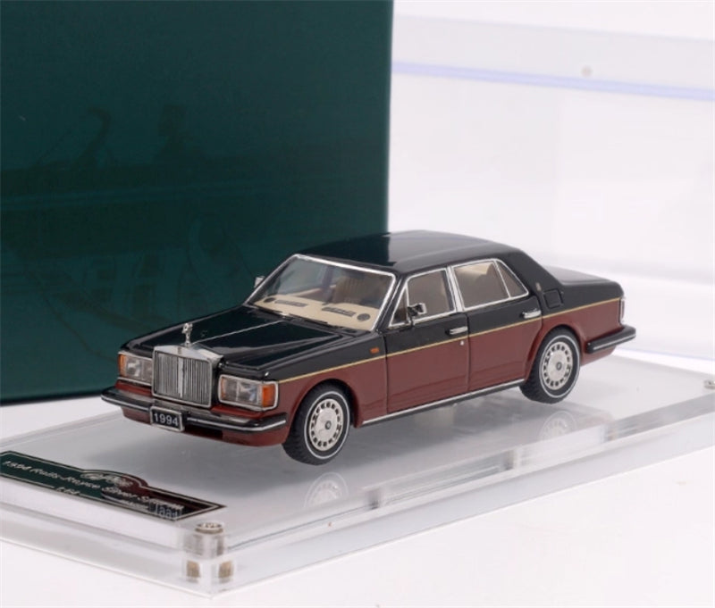 GFCC 1994 Rolls Royce Silver Spur III Red black two-tone with silver wheels Limited Edition 399PCS ONLY LHD 1:64 car Pre-built Model view7