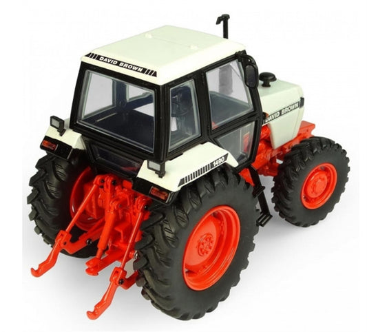 Universal Hobbies CASE DAVID BROWN 1490-4WD Agricultural tractor white/Red 1:32 Truck Pre-built Model
