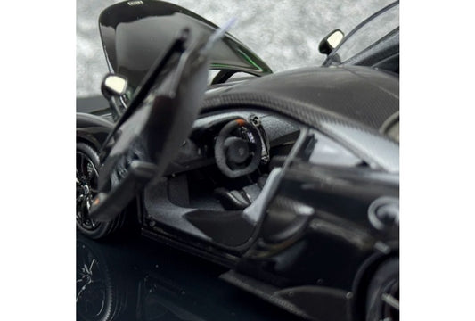 1:43 McLaren 600LT black LCD MODELS DIECAST Model