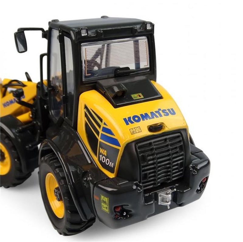 Universal Hobbies Komatsu WA100M-8 Wheel Loader Forklift 1:50 Truck Pre-built Model