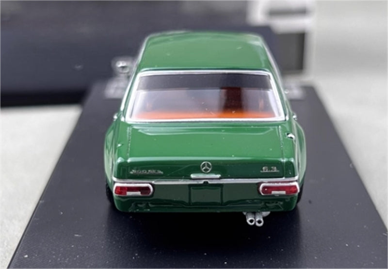1:64 Mercedes Benz 300SEL W109 AMG Green BSC DIECAST Limited Edition 399pcs ONLY Model