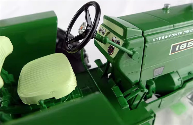 SpecCast Oliver 1650 Gas Narrow Tractor green 1:16 Truck Pre-built Model