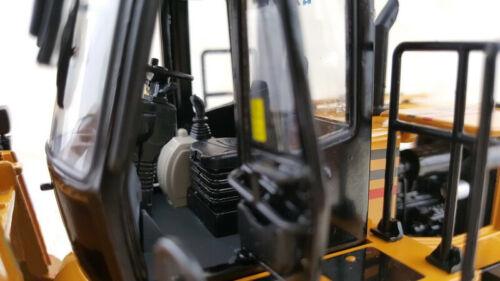 XGMA 958I wheel loader 1/35 DIECAST Truck Pre-built Model view2