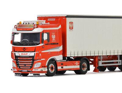 WSI DAF XF SPACE CAB MY2017 4X2 CURTAINSIDE TRAILER BIALEK & FILS 1/50 Model view4