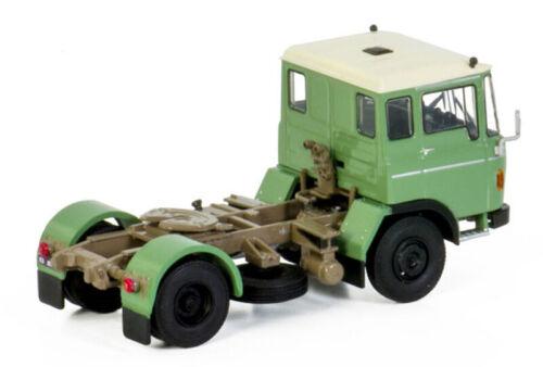WSI DAF 2600 4X2 PREMIUM LINE 1/50 DIECAST Truck Pre-builded Model view2