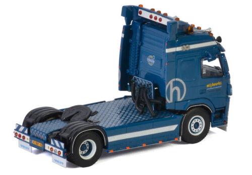WSI VOLVO FM4 GLOBETROTTER 4X2 space cab M. VAN DEN HEUVEL 1/50 Truck Model view4