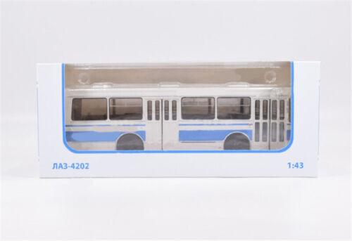 Autohistory USSR Ukraine 70's LAZ-4202 City Bus 1/43 ABS Truck Pre-built Model view8