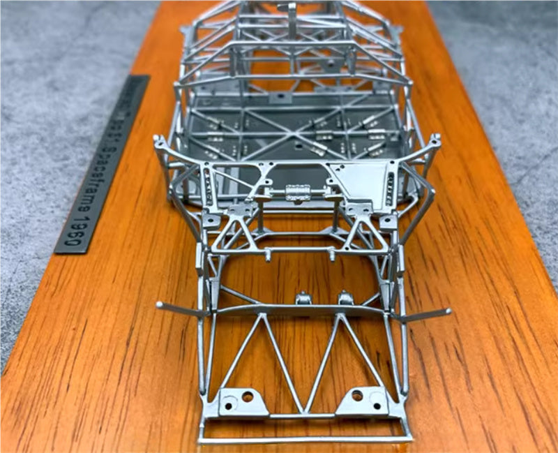 CMC Maserati Tipo 61 Birdcage Spaceframe 1960 Limited Edition 1:18 Car Pre-built Model view5