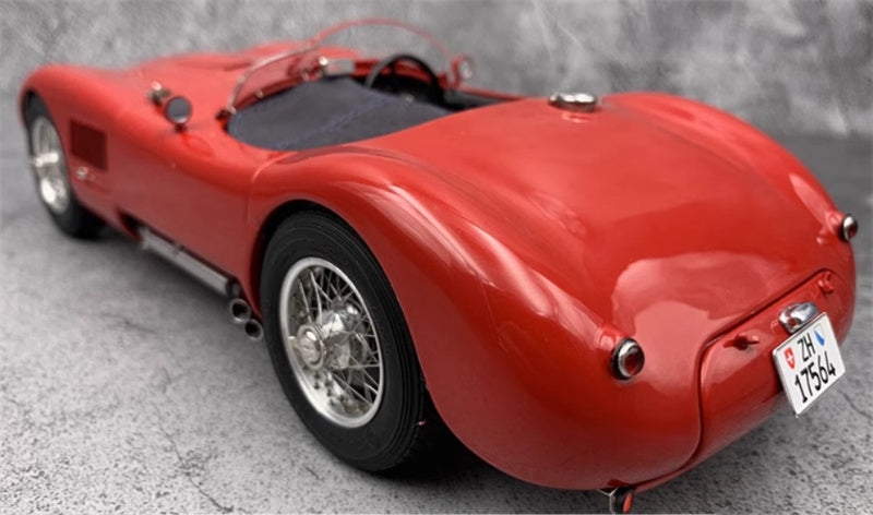 CMC Jaguar C-type XKC 023 1952 red Limited Edition 1000PCS ONLY 1:18 Car Pre-built Model view2