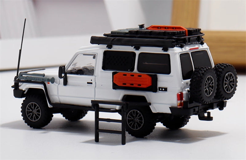 Autobots Models Toyota Land Cruiser LC78 J70 Off road modified version of personnel carrier white Limited Edition 499PCS ONLY 1:64 Truck Pre-built Model view2