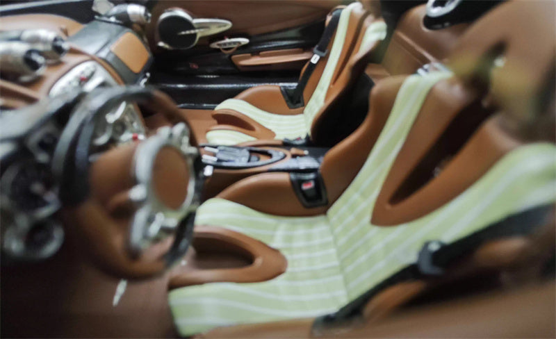 BBR MODELS PAGANI HUAYRA CODALUNGA IRIDESCENT BRONZO AYMARA Carbon fiber base Limited Edition 214PCS ONLY Leather base 1:18 Car Pre-built Model view2
