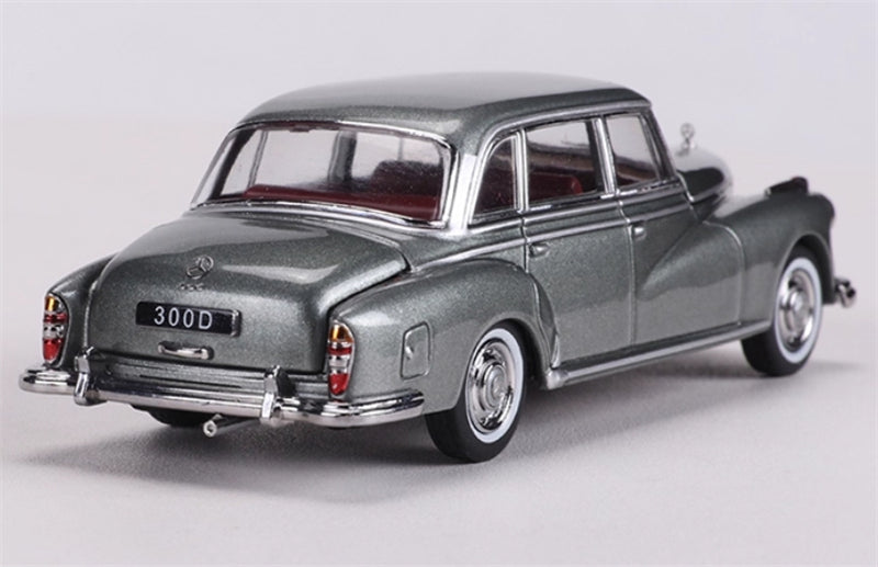 GFCC Mercedes Benz 300D 1959 classic car Metallic Green LHD 1:64 car Pre-built Model view6