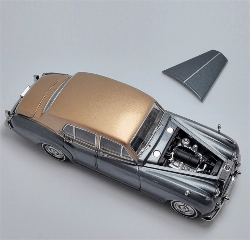 GFCC 1955 Rolls Royce Silver Cloud classic car Ice Blue and Gold Limited Edition LHD 1:64 car Pre-built Model view4