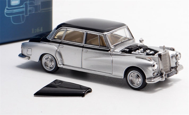 GFCC Mercedes Benz 300D 1959 vintage Car Black Silver Double Limited Edition 300PCS ONLY LHD 1:64 car Pre-built Model view5