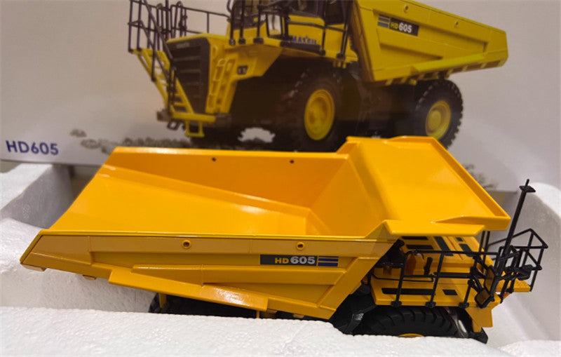 Universal Hobbies Komatsu HD605 Dump truck 1/50 Truck Pre-built Model