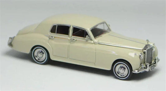 GFCC 1955 Rolls Royce Silver Cloud classic car White LHD 1:64 car Pre-built Model view1