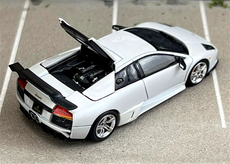 Phantom Knight Lamborghini Miura LP640 sports car Limited Edition 999PCS ONLY Hardtop white 1:64 Car Pre-built Model view2