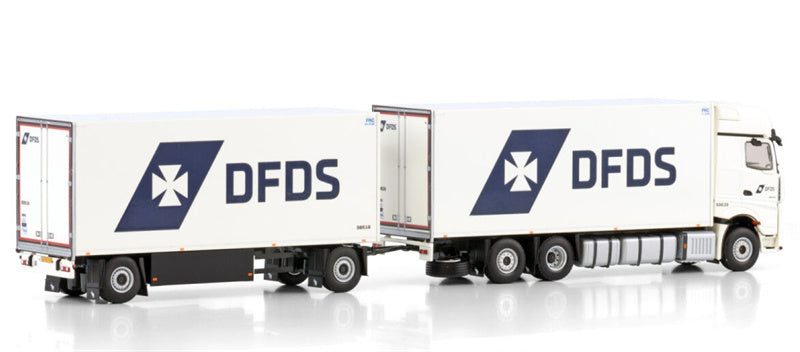 WSI ACTROS MP5 GIGA SPACE RIGED REEFER TRUCK 6X2 TAG AXLE RIGED REEFER DRAWBAR TURNTABLE TRAILER - 5 AXLE DFDS 1:50 Model