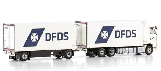 WSI ACTROS MP5 GIGA SPACE RIGED REEFER TRUCK 6X2 TAG AXLE RIGED REEFER DRAWBAR TURNTABLE TRAILER - 5 AXLE DFDS 1:50 Model