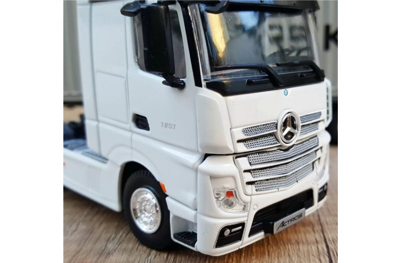 Mercedes ACTROS Shipping Container Truck Maersk Coatings 1:50 Truck Pre-built Airliner Model Display view7