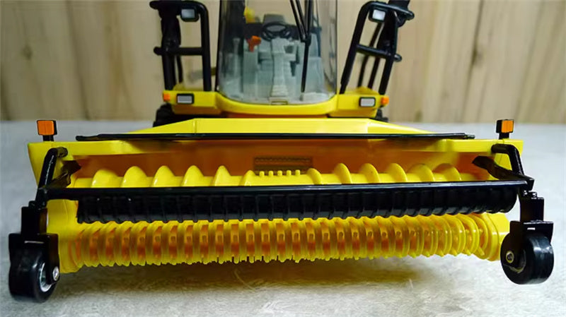 ERTL New Holland FX60 combined agricultural harvester out of print Yellow 1:32 Truck Pre-built Model