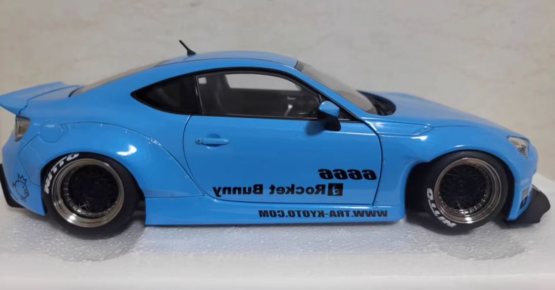 AUTOART Toyota 86 Rocket Bunny Blue Modified Edition 1:18 Car Pre-built Model view4