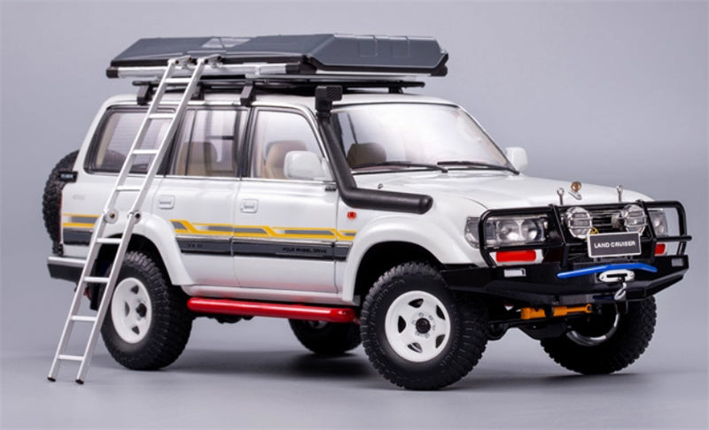 KengFai Toyota Land Cruiser LC80 White Off Road Edition With luggage rack 1:18 Truck Pre-built Model view4