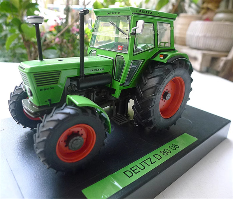 WEISE-TOYS Deutz D 80 06 tractor Emerald Green 1:32 Truck Pre-built Model