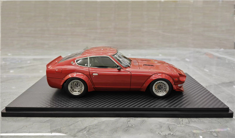 IGNITION MODEL Nissan Fairlady ZS30 STAR ROAD METALATE RED 1:18 Car Pre-built Model view3