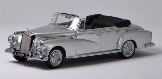 GFCC Mercedes Benz 300D 1959 Convertible silver LHD 1:64 car Pre-built Model view1