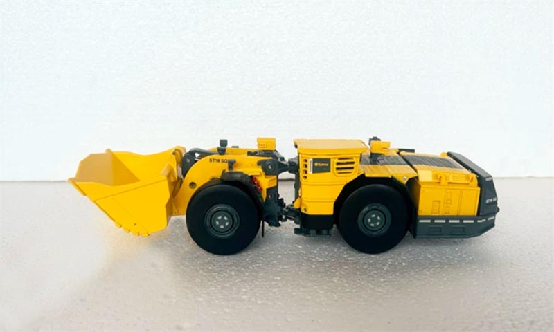 1:50   ST18 SG Epiroc  Yellow Diecast Model