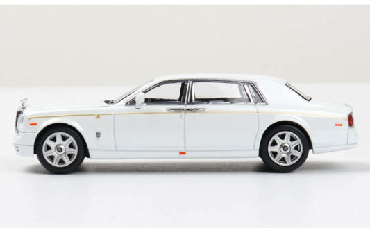 1:64 ROLLS-ROYCE Phantom VII  White gold waistline SW   DIECAST Model