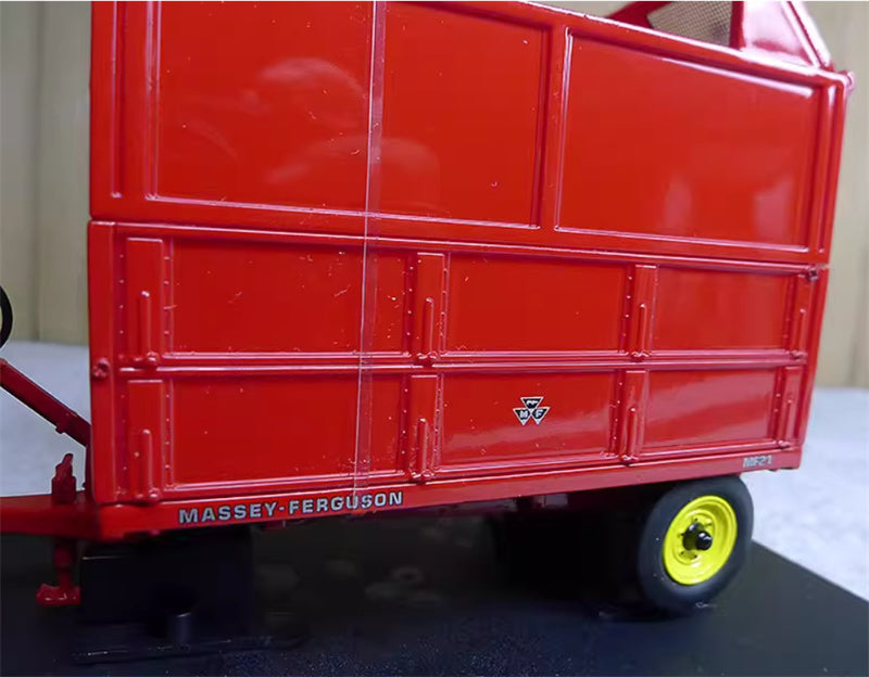 Universal Hobbies Massey Ferguson MF21 with silage sides 3.5 Ton Hydraulic tipping trailer red 1:32 Truck Accessories Pre-built Model