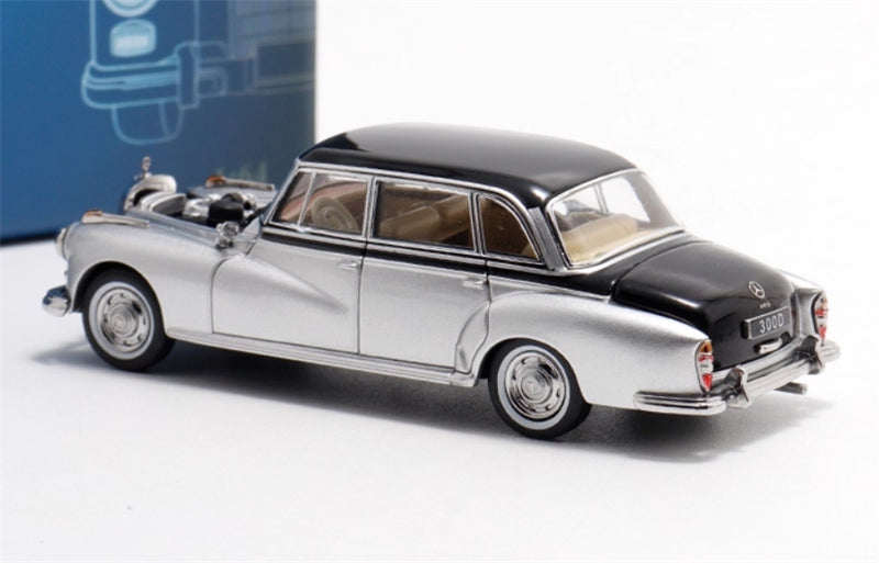 GFCC Mercedes Benz 300D 1959 vintage Car Black Silver Double Limited Edition 300PCS ONLY LHD 1:64 car Pre-built Model view8