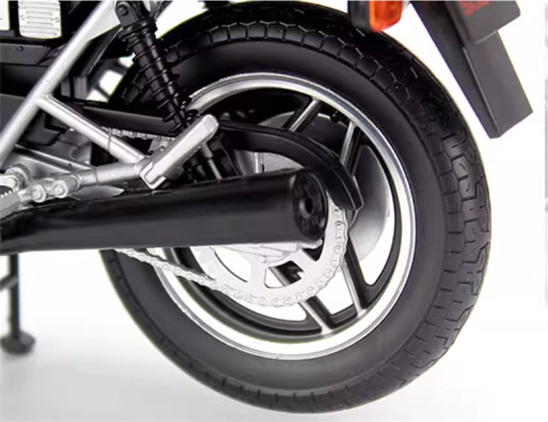 1:12 Suzuki GSX1100S  red  Aoshima  DIECAST motorcycle Model