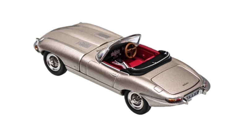 GFCC 1961 Jaguar E-Type Roadster Convertible Champagne Gold Limited Edition 499PCS ONLY RHD 1:64 car Pre-built Model view4