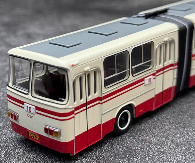 Beijing Public Transport Jinghua BK663 10 Route Articulated Bus 1:64 Bus Pre-built Model view12