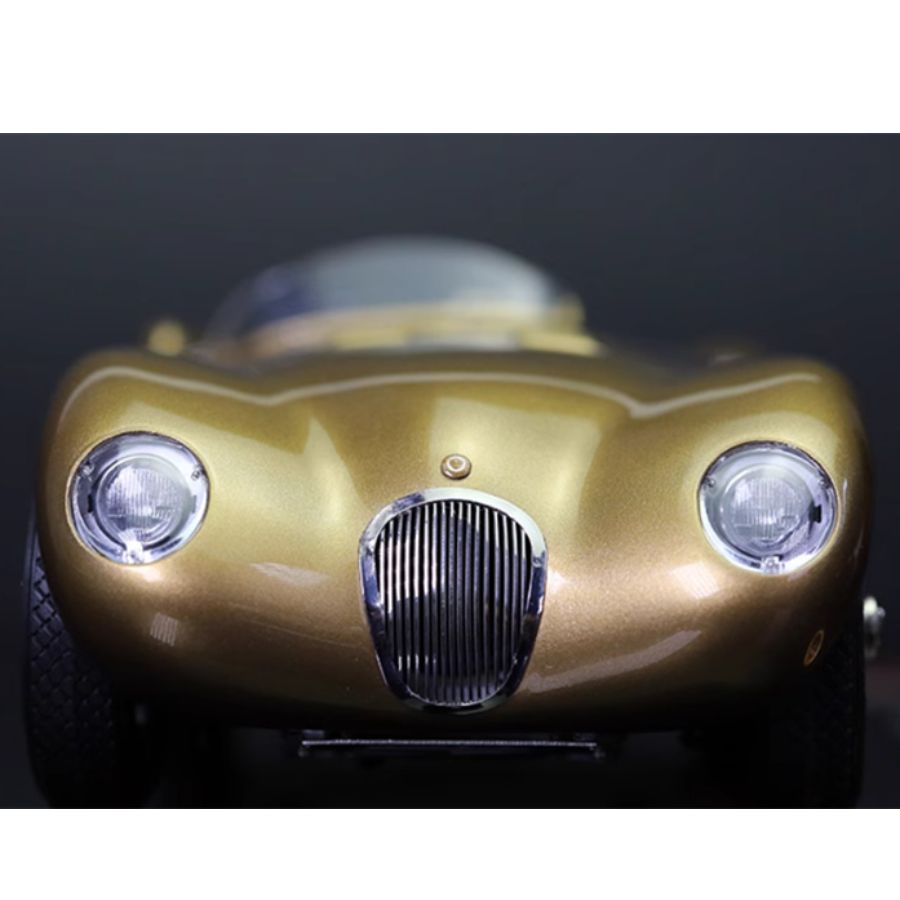 CMC Jaguar C-Type 1952 25th Anniversary Edition golden Limited Edition 1:18 DIECAST Car